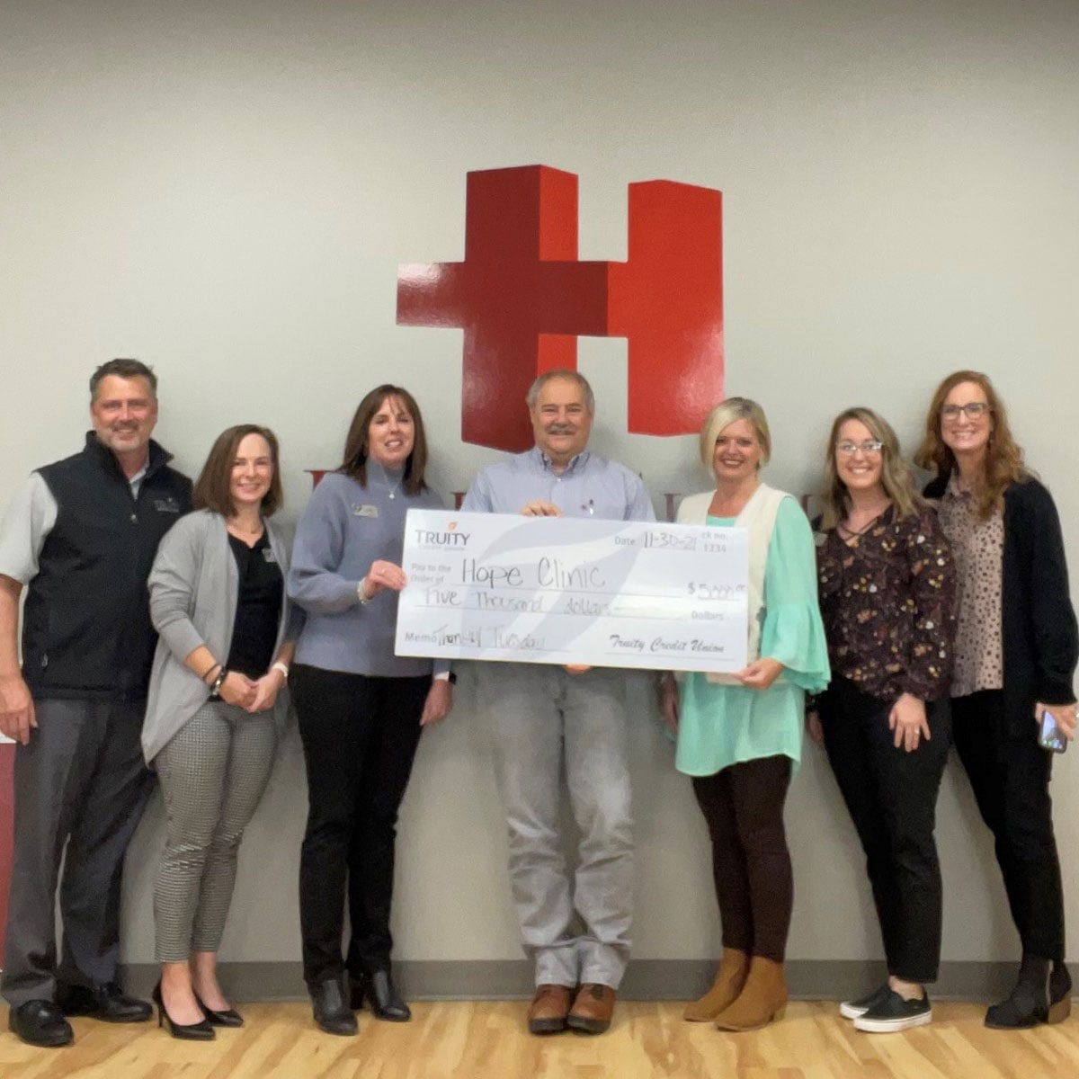 Truity presents Hope Clinic with $5,000